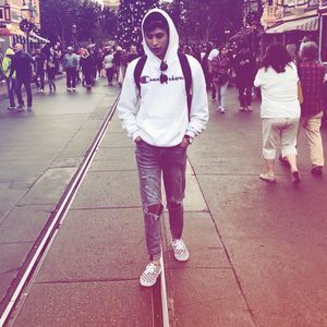 Meet your Posher, Luis